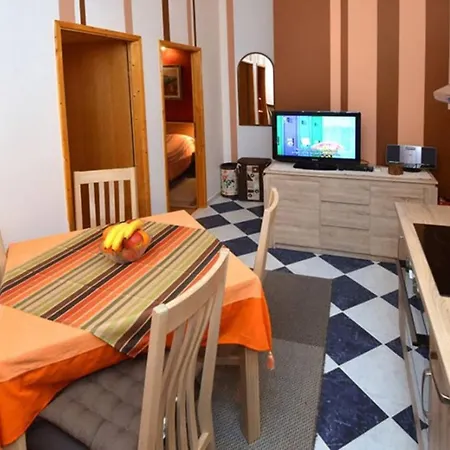 דירה Mediteran With Garden Next To And Old Town דוברובניק