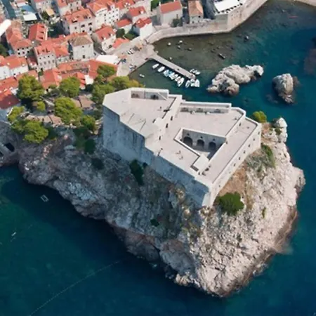 Mediteran With Garden Next To And Old Town Dubrovnik