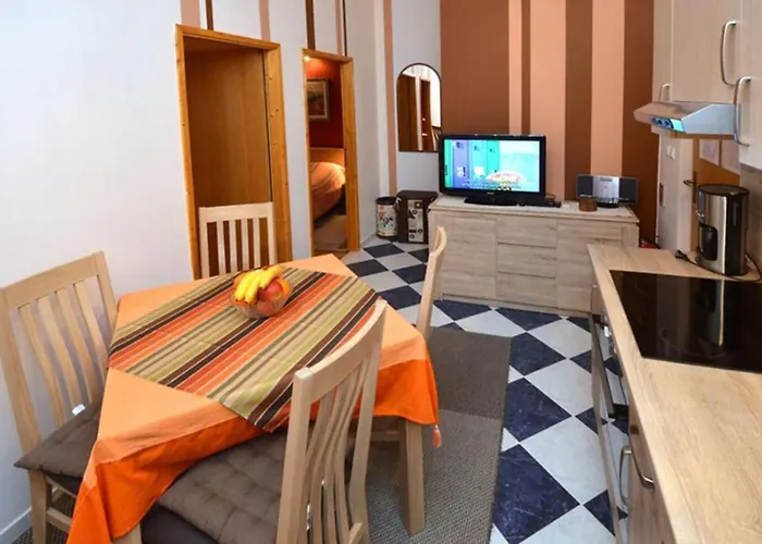 דירה Mediteran With Garden Next To And Old Town דוברובניק